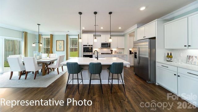 108 Rhuidean Court, Troutman, NC 28166