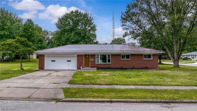4138 Genevieve Boulevard, Stow, OH 44224