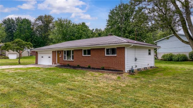 4138 Genevieve Boulevard, Stow, OH 44224