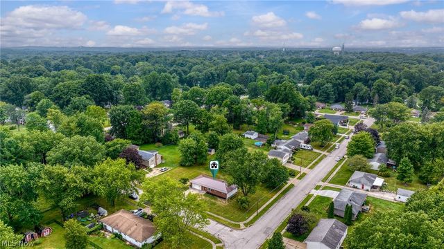 4138 Genevieve Boulevard, Stow, OH 44224