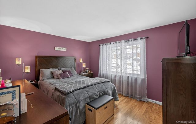 525 Keller Avenue, Elmont, NY 11003