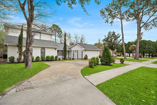 7810 Antoine Drive, Houston, TX 77088