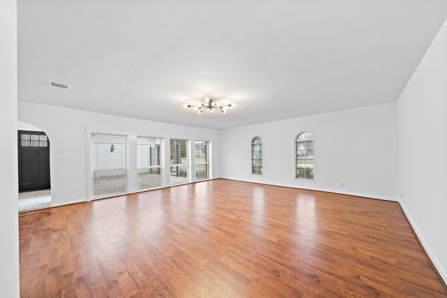 7810 Antoine Drive, Houston, TX 77088