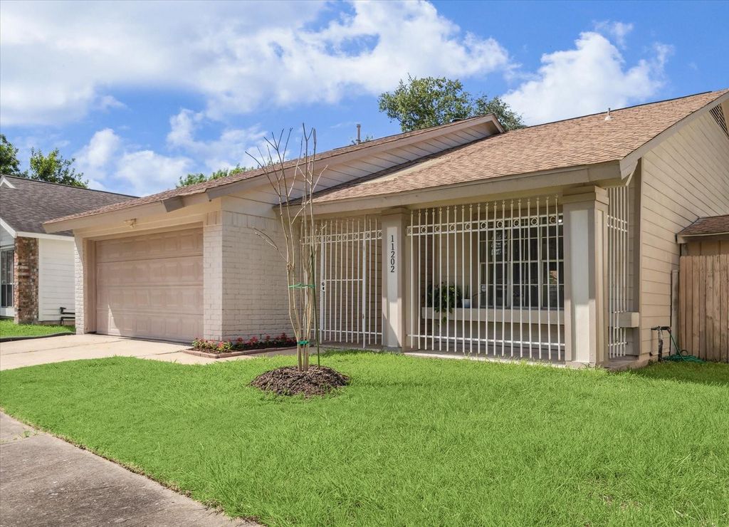 11202 Bayou Place Drive, Houston, TX 77099