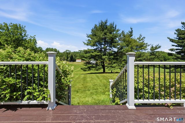 1512 Country Club Road, Middletown, CT 06457