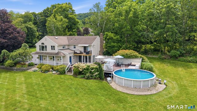1512 Country Club Road, Middletown, CT 06457