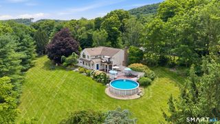 1512 Country Club Road, Middletown, CT 06457