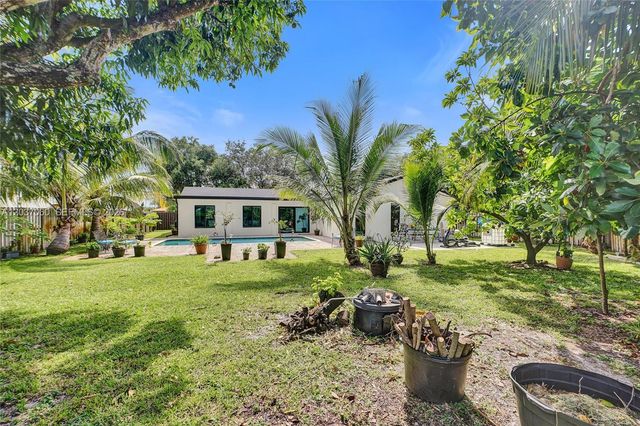 5112 SW 87th Avenue, Cooper City, FL 33328