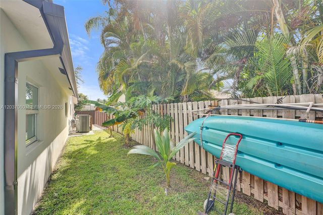 5112 SW 87th Avenue, Cooper City, FL 33328