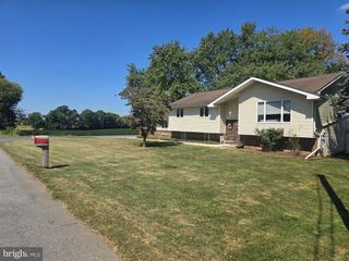 429 BRICKER LN, Lebanon, PA 17042