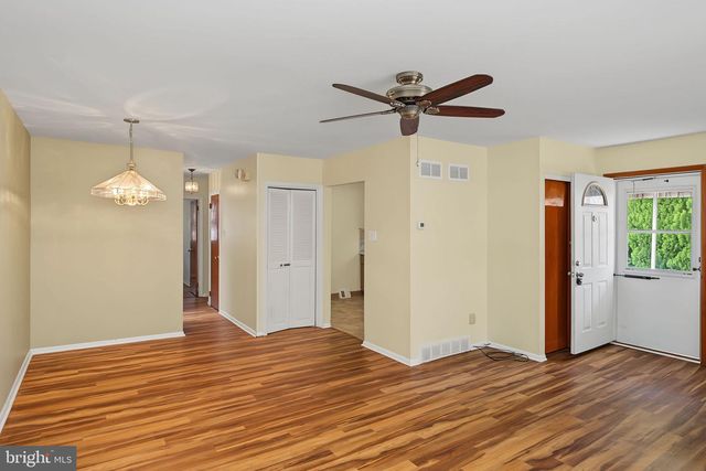 405 PARLIN PL, Philadelphia, PA 19116