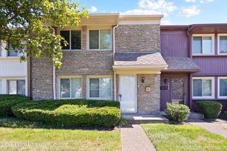 2981 Six Mile Ln, Louisville, KY 40220