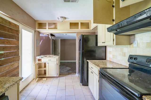 10115 Northlake Drive, Dallas, TX 75218
