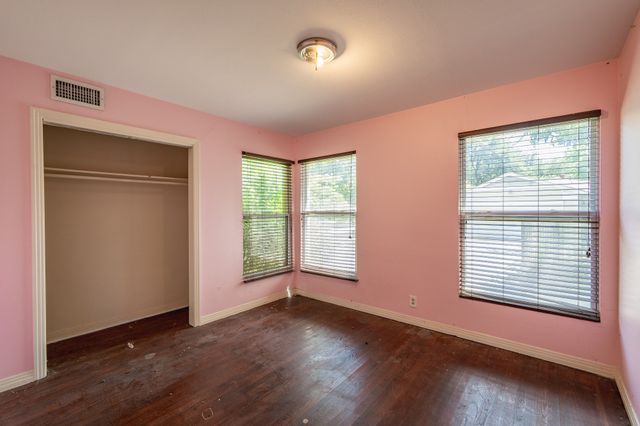 10115 Northlake Drive, Dallas, TX 75218