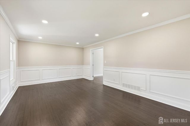 1 Sussex Road, East Brunswick, NJ 08816