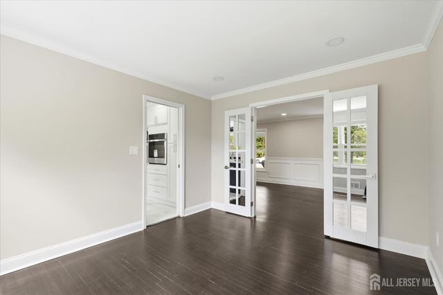 1 Sussex Road, East Brunswick, NJ 08816