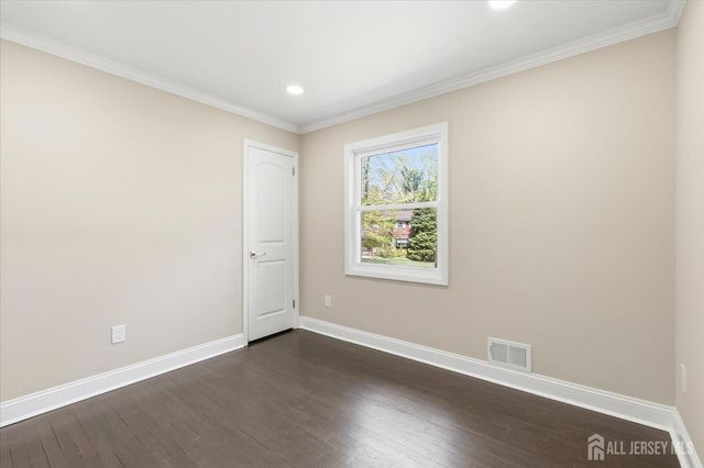 1 Sussex Road, East Brunswick, NJ 08816