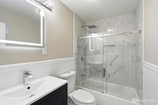 1 Sussex Road, East Brunswick, NJ 08816