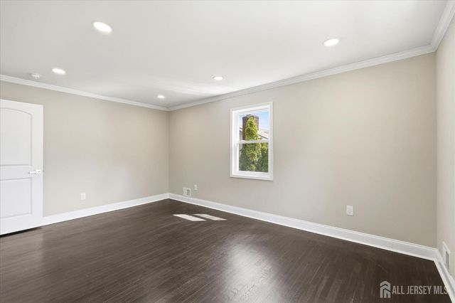 1 Sussex Road, East Brunswick, NJ 08816