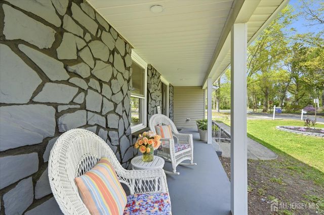 1 Sussex Road, East Brunswick, NJ 08816