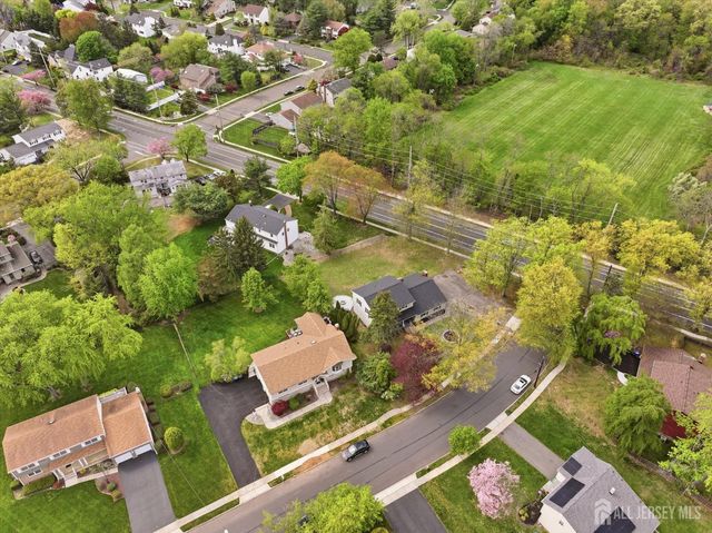 1 Sussex Road, East Brunswick, NJ 08816