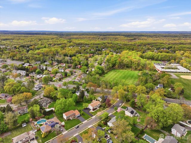 1 Sussex Road, East Brunswick, NJ 08816
