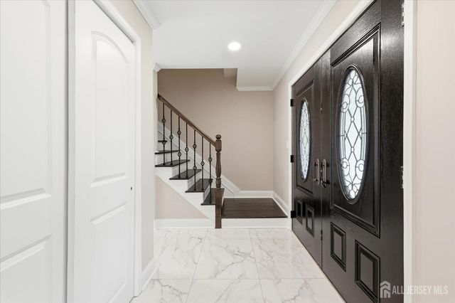 1 Sussex Road, East Brunswick, NJ 08816