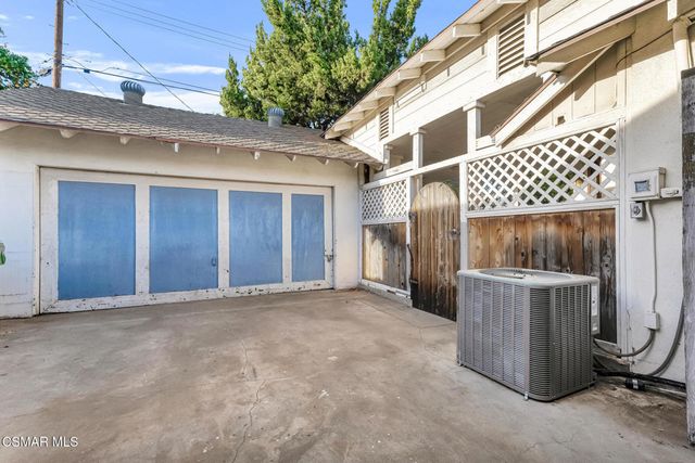 22923 Keswick Street, Canoga Park, CA 91304