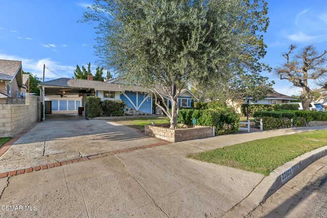 22923 Keswick Street, Canoga Park, CA 91304