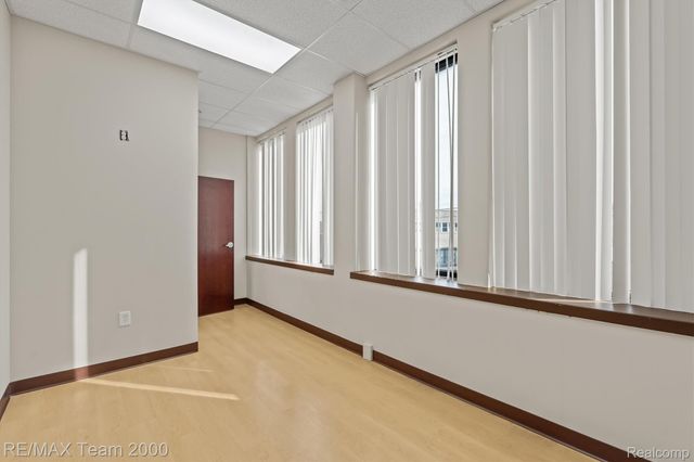 13530 Michigan Avenue 242, Dearborn, MI 48126