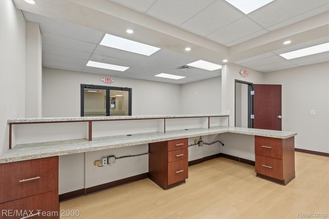 13530 Michigan Avenue 242, Dearborn, MI 48126