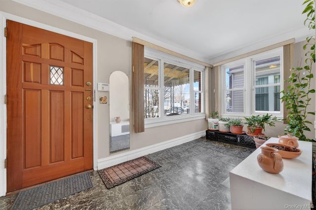 2727 Matthews Avenue, Bronx, NY 10467