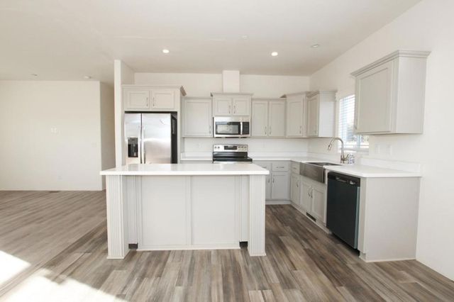 2055 Rucker Avenue, Gilroy, CA 95020