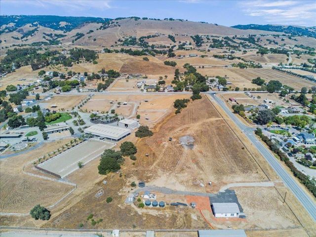 2055 Rucker Avenue, Gilroy, CA 95020