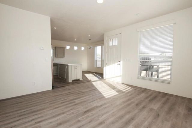 2055 Rucker Avenue, Gilroy, CA 95020
