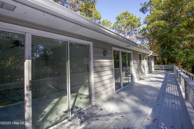 150 Pebble Beach Place, Southern Pines, NC 28387