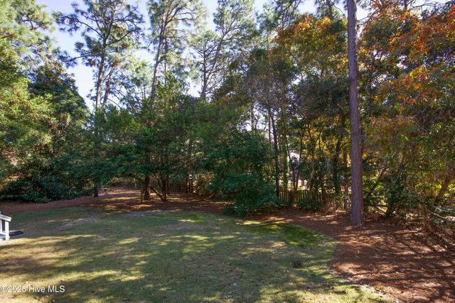 150 Pebble Beach Place, Southern Pines, NC 28387