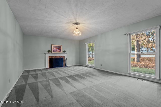 150 Pebble Beach Place, Southern Pines, NC 28387