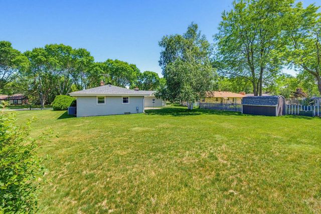 9069 N Maura LANE, Brown Deer, WI 53223