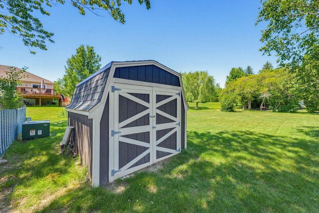9069 N Maura LANE, Brown Deer, WI 53223