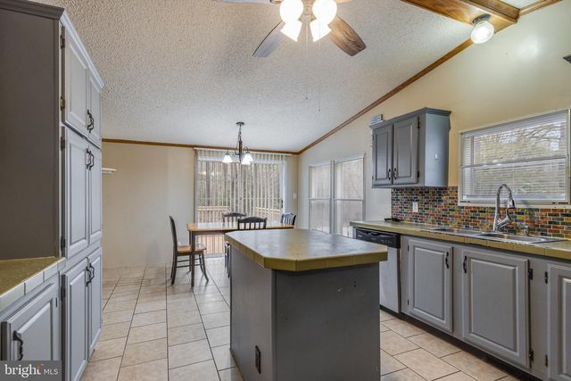 2578 WILLIAMSVILLE RD, Houston, DE 19954