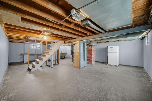 7149 Ontario Avenue, Hammond, IN 46323