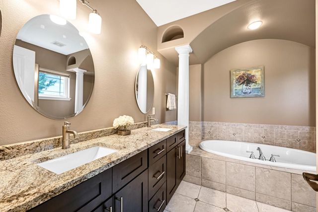 W218N5455 Taylors Woods DRIVE, Menomonee Falls, WI 53051