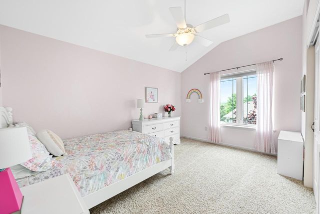 W218N5455 Taylors Woods DRIVE, Menomonee Falls, WI 53051