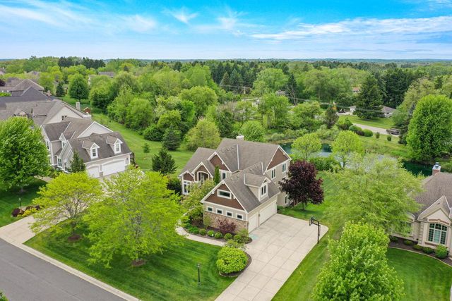 W218N5455 Taylors Woods DRIVE, Menomonee Falls, WI 53051