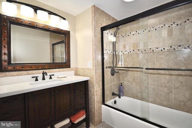 3913 BRADFORD ROAD, Huntingdon Valley, PA 19006