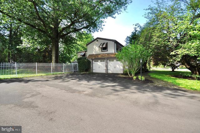 3913 BRADFORD ROAD, Huntingdon Valley, PA 19006