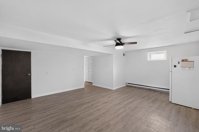 908 RONNIE CIR, Philadelphia, PA 19128