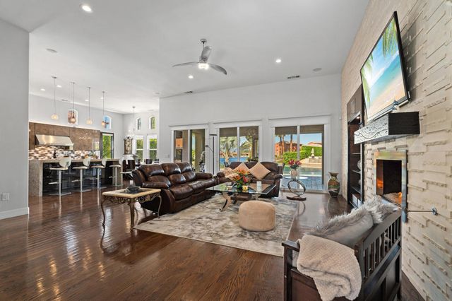 4 Via Santo Tomas Drive, Rancho Mirage, CA 92270