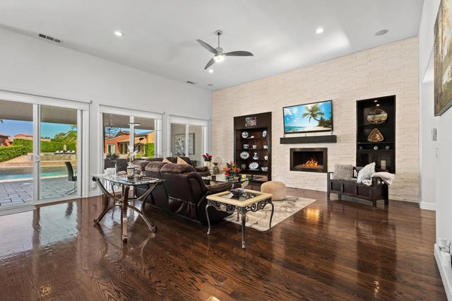 4 Via Santo Tomas Drive, Rancho Mirage, CA 92270